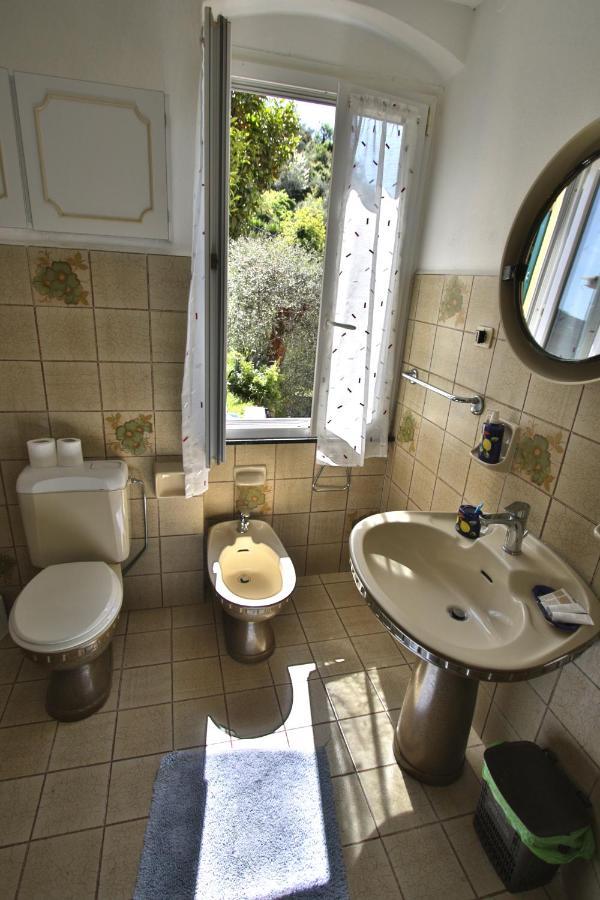 Mamaamelia Apartment Levanto Luaran gambar